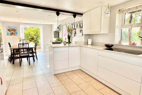 4 bedroom detached house for sale, Gabb Lane, Gloucester GL19