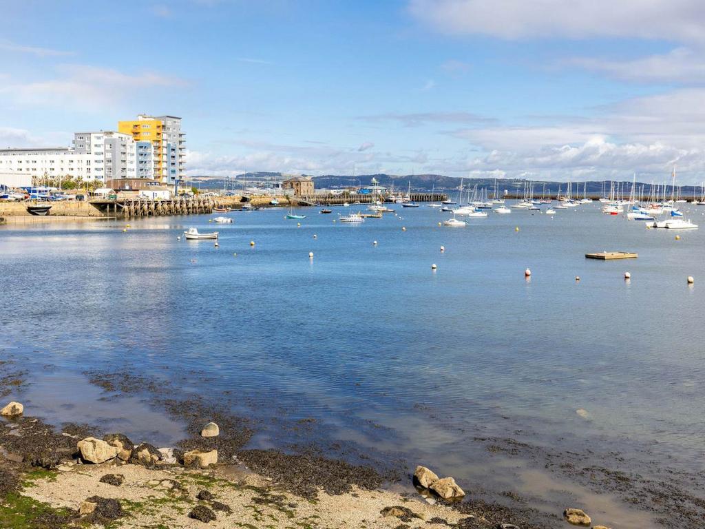 151-1 Lower Granton Roa
