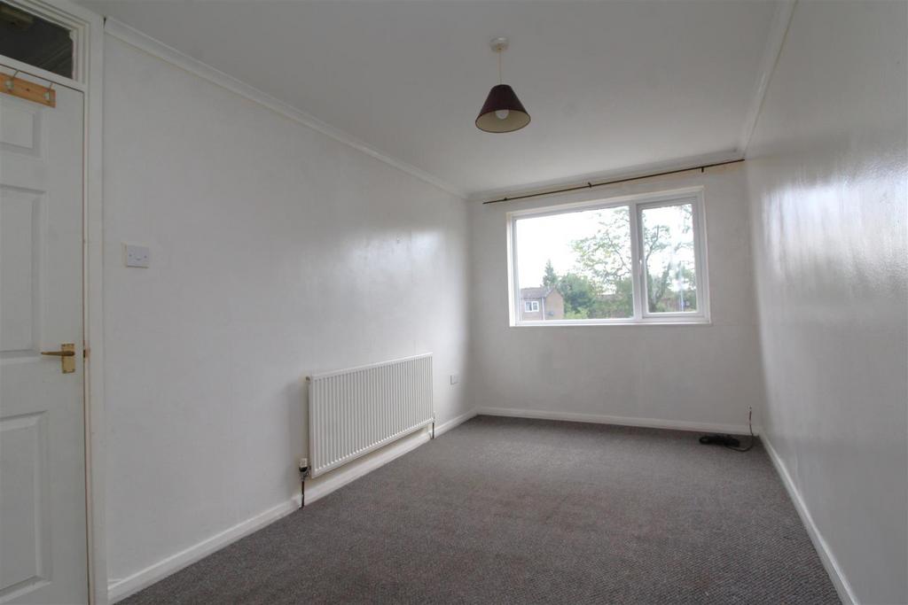 Bedroom 2.JPG
