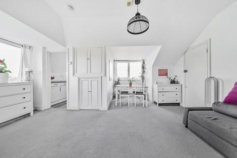 undefined, Richmond Road, Kingston Upon Thames KT2