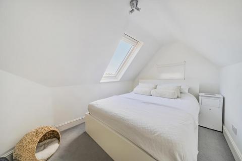 undefined, Richmond Road, Kingston Upon Thames KT2