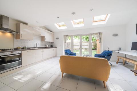 undefined, York Close, West Byfleet KT14
