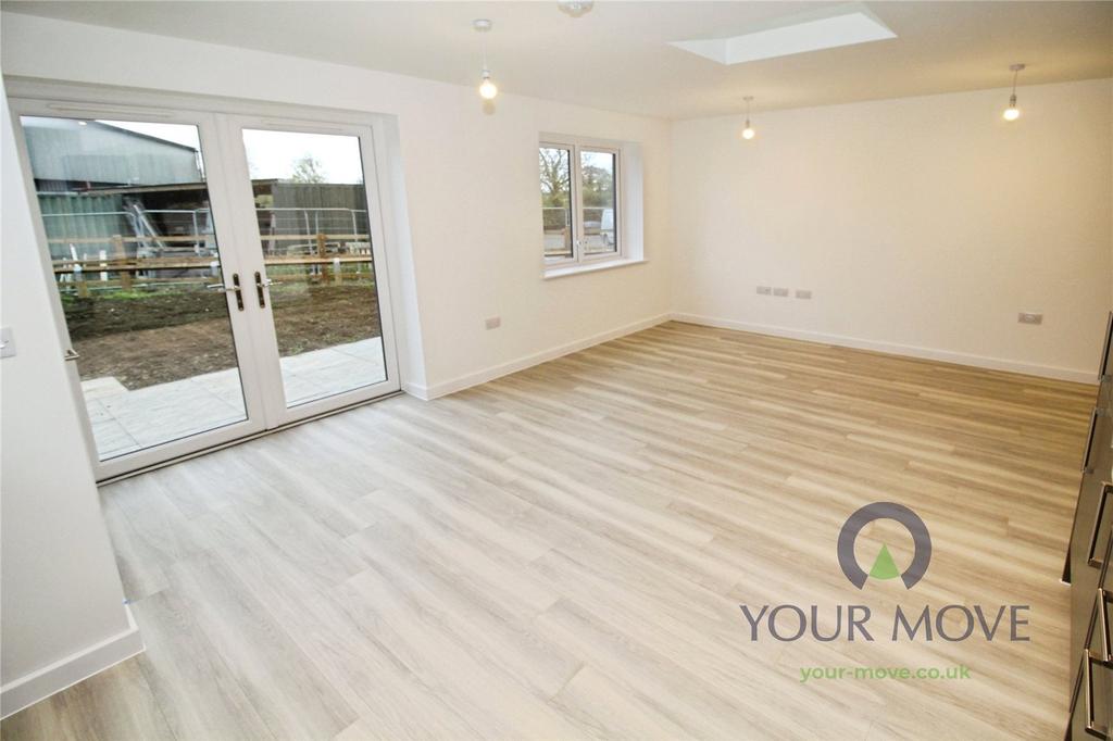 Living Room/Kitchen