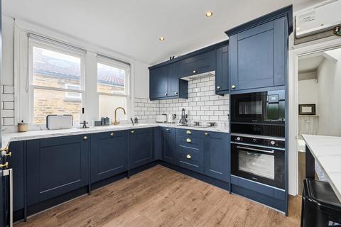 2 bedroom maisonette for sale, Charlmont Road, London SW17