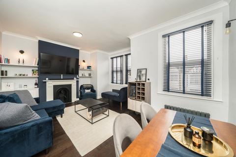 2 bedroom maisonette for sale, Charlmont Road, London SW17