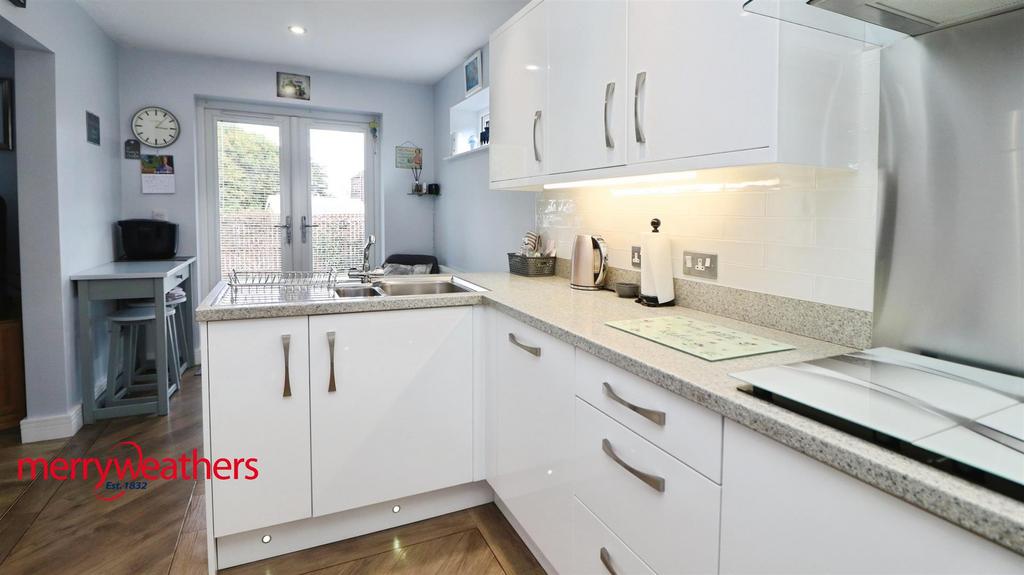 Breakfasting Kitchen