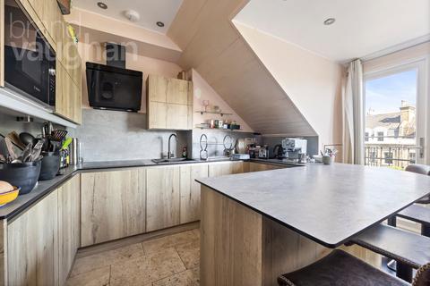 1 bedroom flat for sale, First Avenue, Hove, BN3