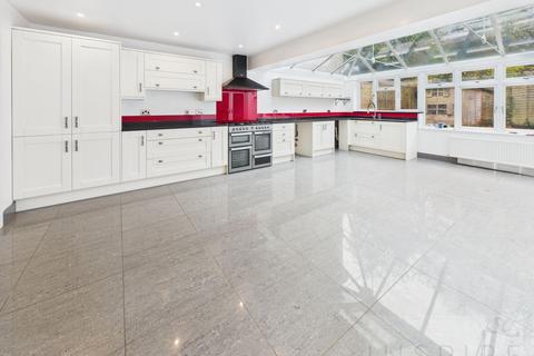undefined, Ambleside Close, Crawley RH11