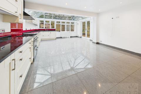 undefined, Ambleside Close, Crawley RH11