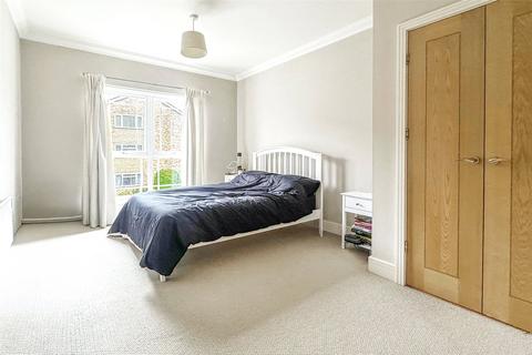 2 bedroom apartment for sale, Atlantic House, Harsfold Close, Rustington, West Sussex
