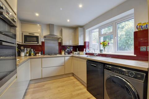 4 bedroom detached house for sale, Maidenhead SL6