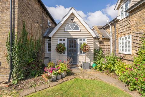 5 bedroom detached house for sale, Harlow Road, Harlow CM17