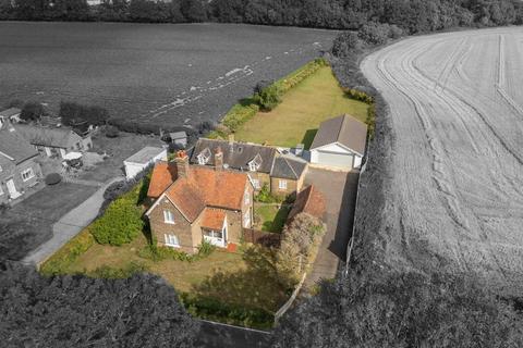 5 bedroom detached house for sale, Harlow Road, Harlow CM17