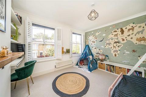 undefined, Wick Road, Teddington TW11