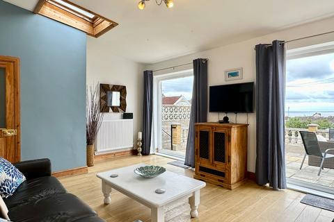 4 bedroom semi-detached house to rent, Sketty Road, Swansea, SA2