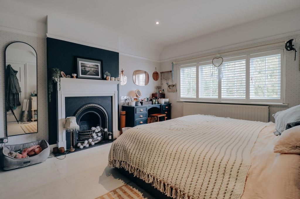 Main bedroom