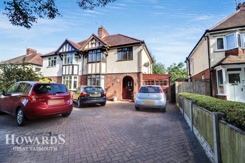 undefined, Lawn Avenue, Great Yarmouth