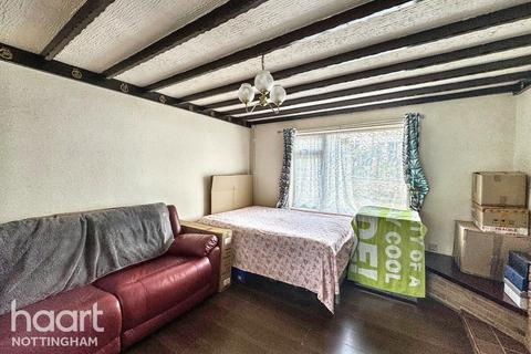 3 bedroom terraced house for sale, Tulip Avenue, Nottingham