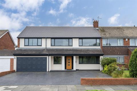 undefined, Beach Road, North Shields