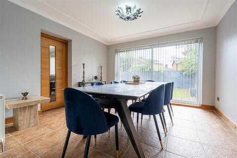 undefined, Beach Road, North Shields