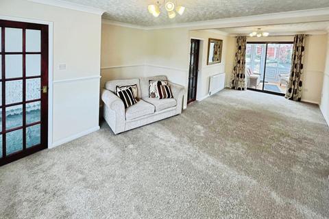 3 bedroom detached house for sale, Saxon Way, Harworth, Doncaster