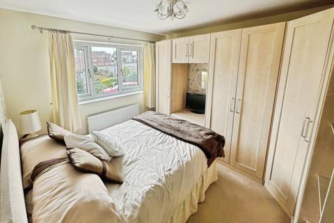 3 bedroom detached house for sale, Saxon Way, Harworth, Doncaster