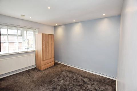 135 Aberfield Drive, Leeds, LS10 3QA