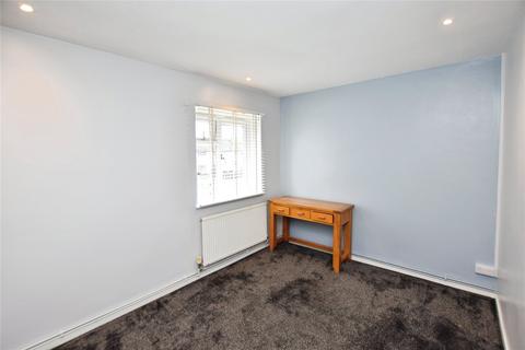 135 Aberfield Drive, Leeds, LS10 3QA