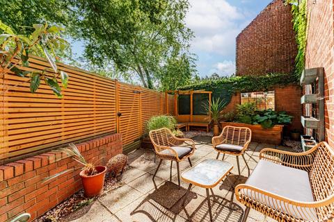3 bedroom link detached house for sale, Vicarage Road, Norwich