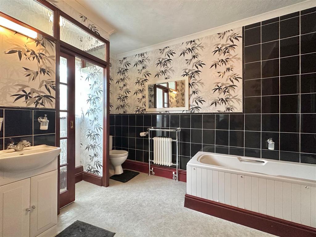 Family Bathroom