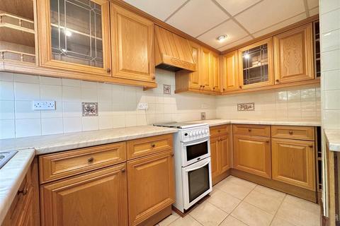 5 bedroom end of terrace house to rent, Borough Street, Derby DE74