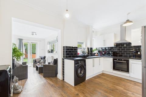 undefined, James Reckitt Avenue, Hull, HU8 7TL