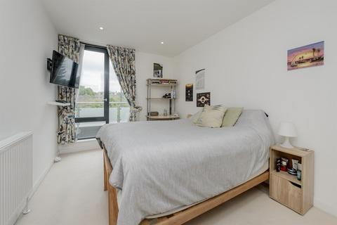 2 bedroom flat for sale, Whitby Apartments, Robson Avenue, London, NW10