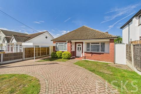 3 bedroom detached bungalow for sale, Hope Road, Essex, SS7