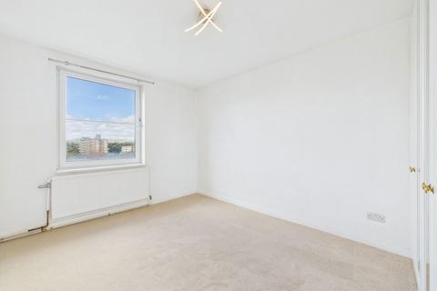 2 bedroom flat for sale, Balcombe Court, West Parade, Worthing, BN11