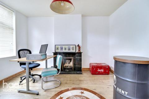 4 bedroom link detached house for sale, Bridge Street, Nottingham