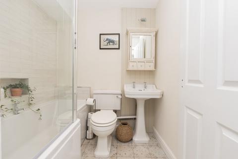undefined, Bitton, Bristol BS30