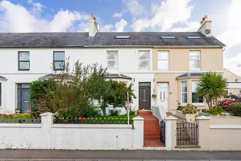 5, Main Road, Onchan