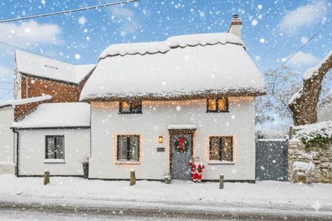 3 bedroom cottage for sale, The Strand, Quainton