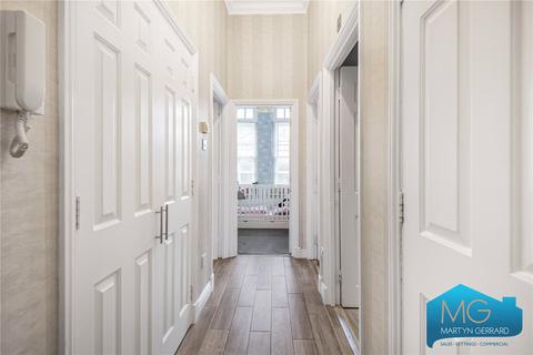 undefined, Newsholme Drive, London, N21