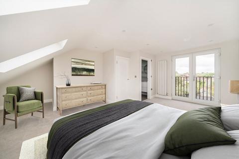 undefined, Beresford Avenue, Surbiton KT5