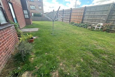9 Farley Road, Gravesend, DA12 2LT