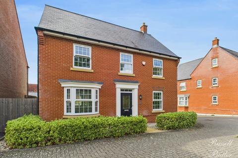 4 bedroom detached house for sale, Rosemary Close, Buckingham