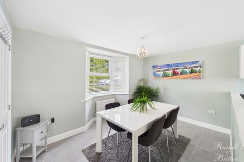 4 bedroom detached house for sale, Rosemary Close, Buckingham