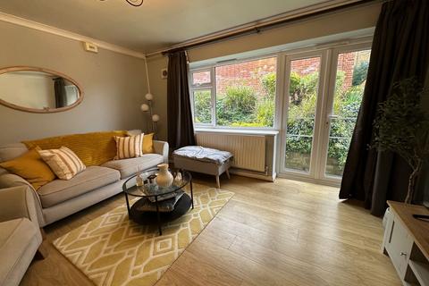 undefined, West Road, Guildford, GU1