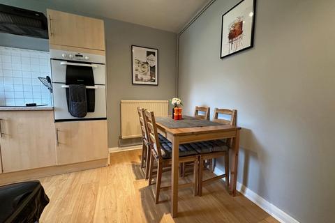 undefined, West Road, Guildford, GU1