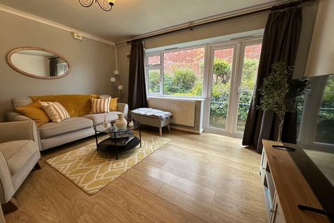 undefined, West Road, Guildford, GU1
