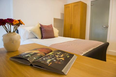 1 bedroom in a house share to rent, Bernard St, Swansea