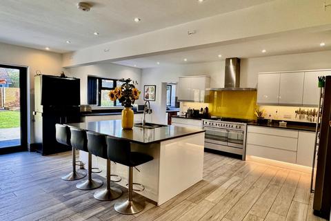 undefined, Heathvale Bridge Road, Ash Vale, GU12