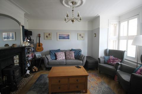3 bedroom semi-detached house for sale, Station Road, Netley Abbey, Southampton